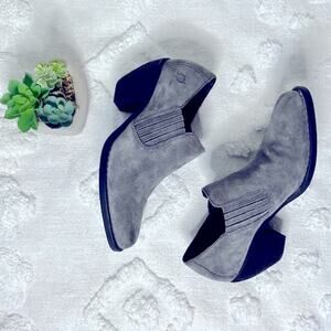Born Women's Fredrika Gray Suede Ankle Booties Size 9.5